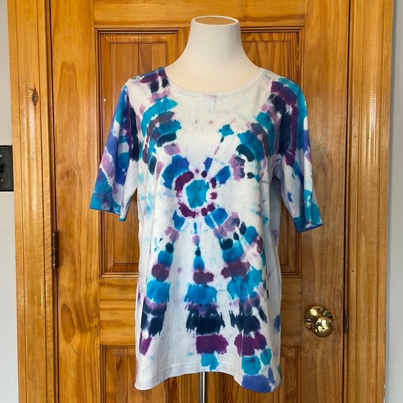 Tye dye t-shirt - Picture 2 of 10